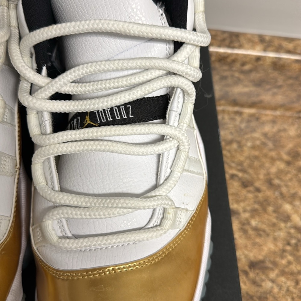 COPY - Jordan 11 low - Picture 4 of 9
